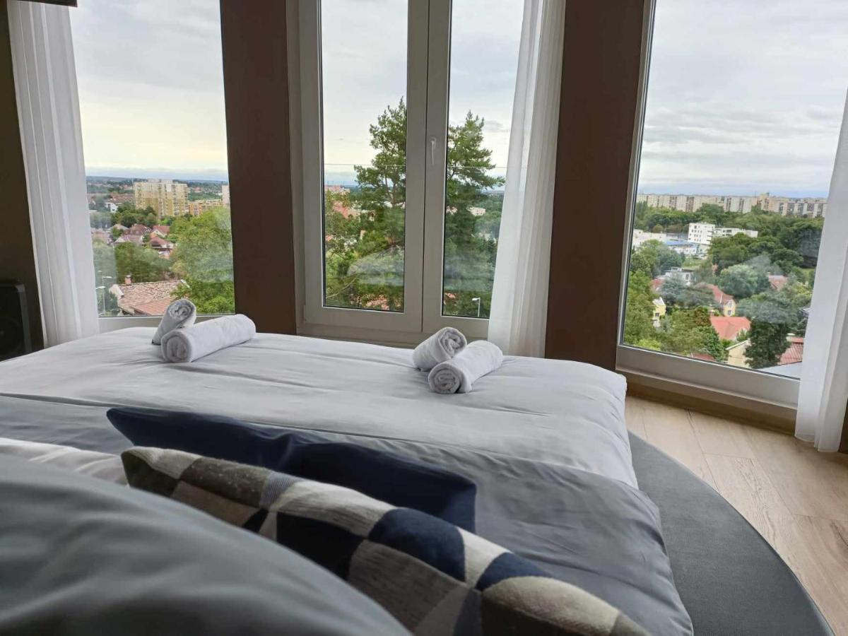 West Panorama Penthouse - Apartment With A Fantastic View Of The City Szombathely Exteriér fotografie