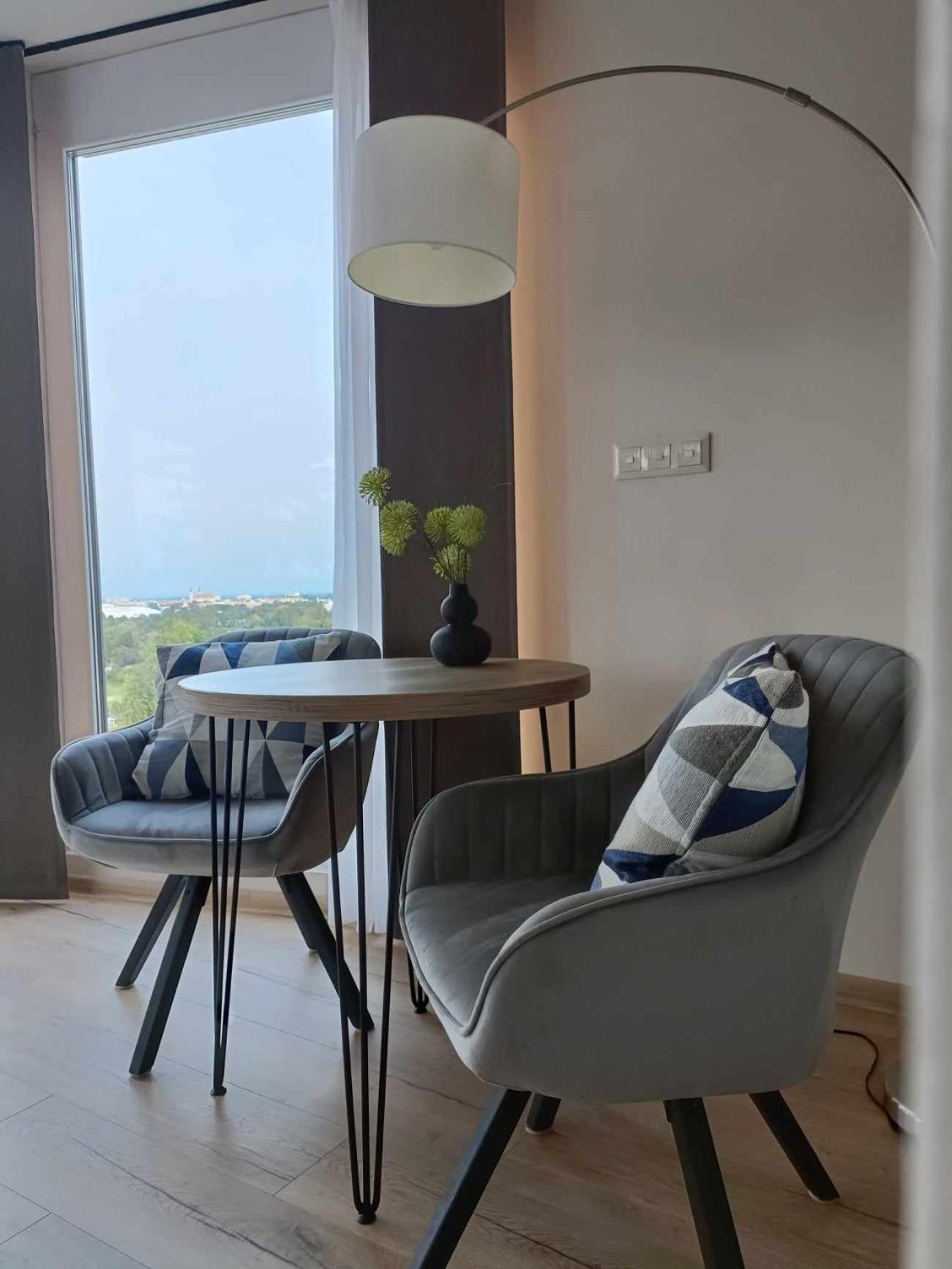 West Panorama Penthouse - Apartment With A Fantastic View Of The City Szombathely Exteriér fotografie
