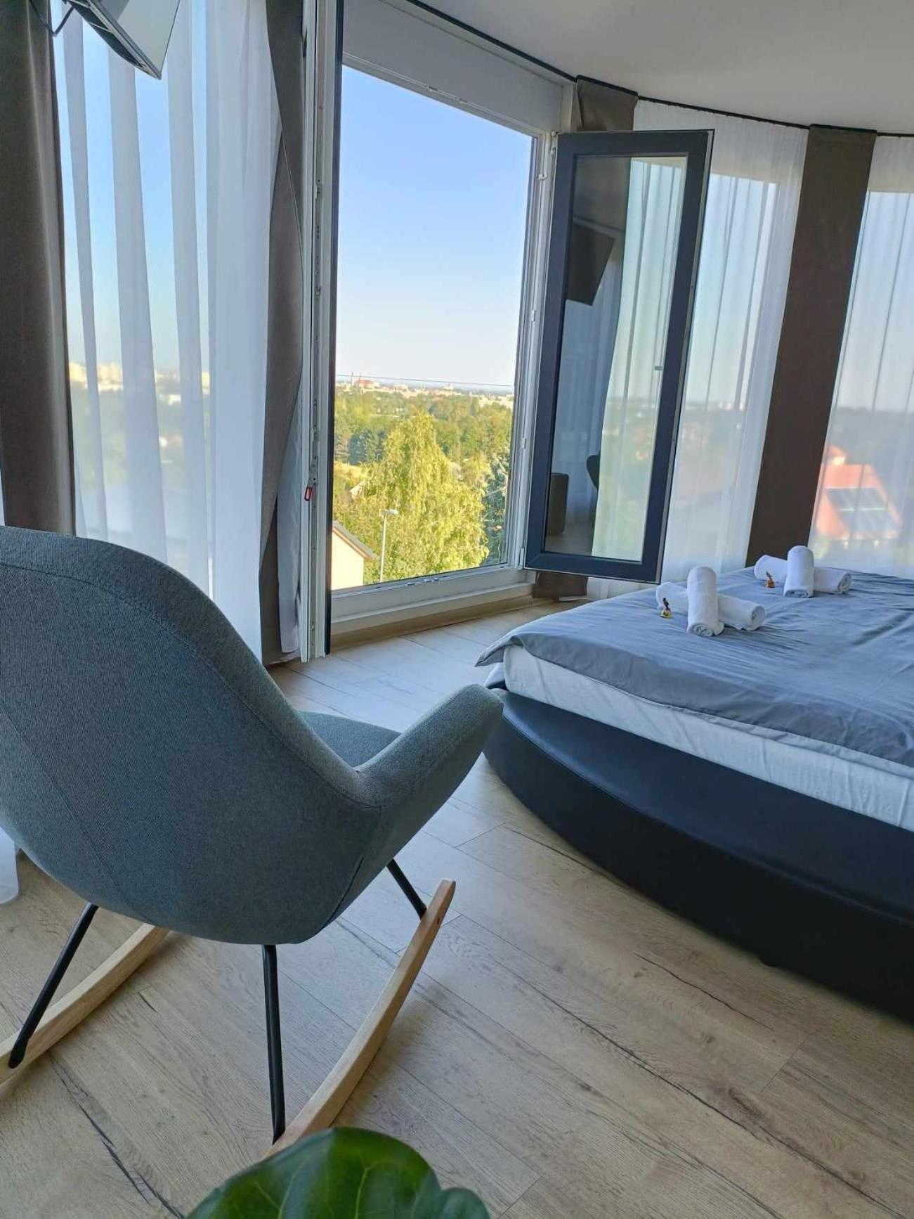 West Panorama Penthouse - Apartment With A Fantastic View Of The City Szombathely Exteriér fotografie