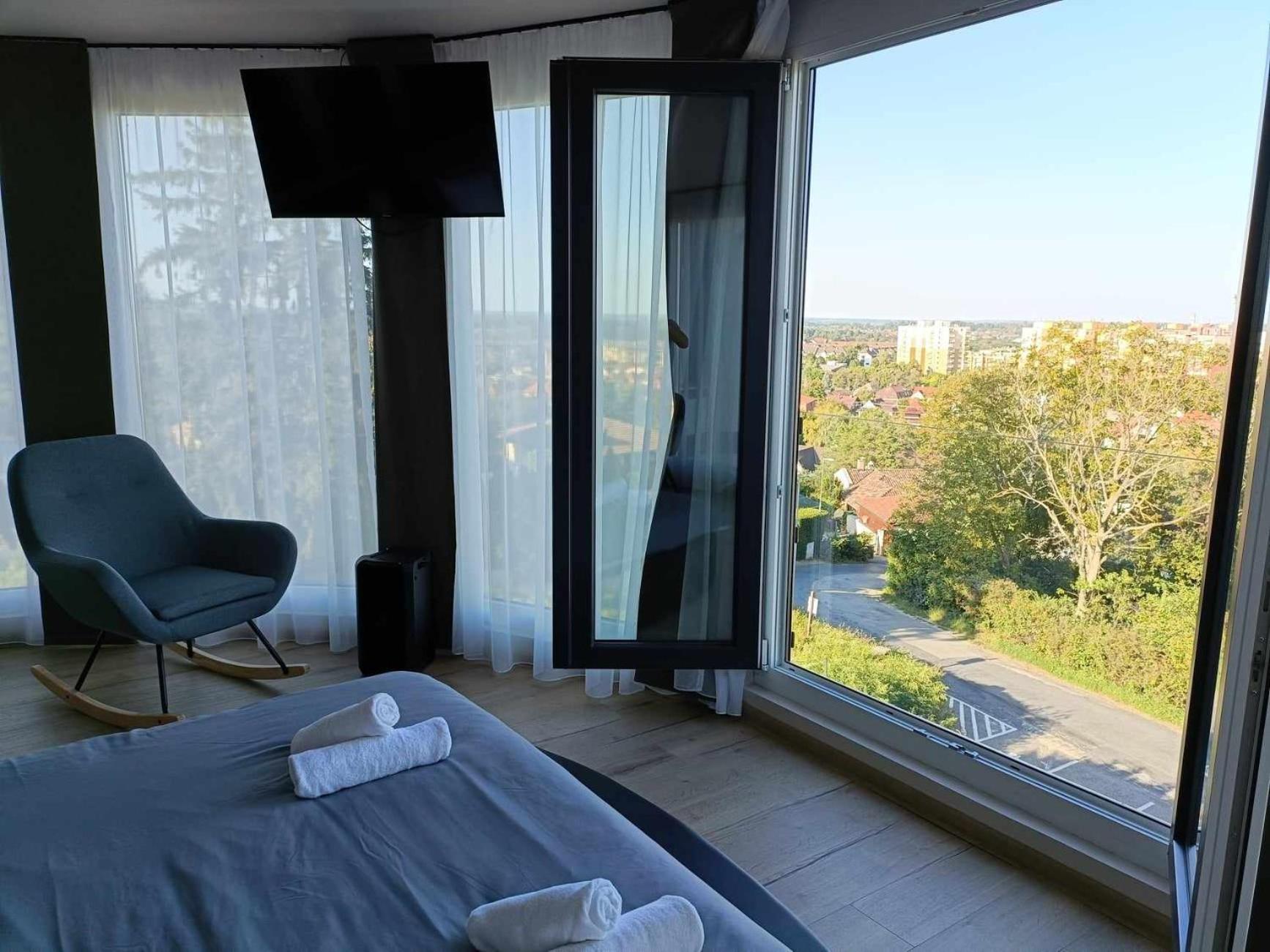 West Panorama Penthouse - Apartment With A Fantastic View Of The City Szombathely Exteriér fotografie